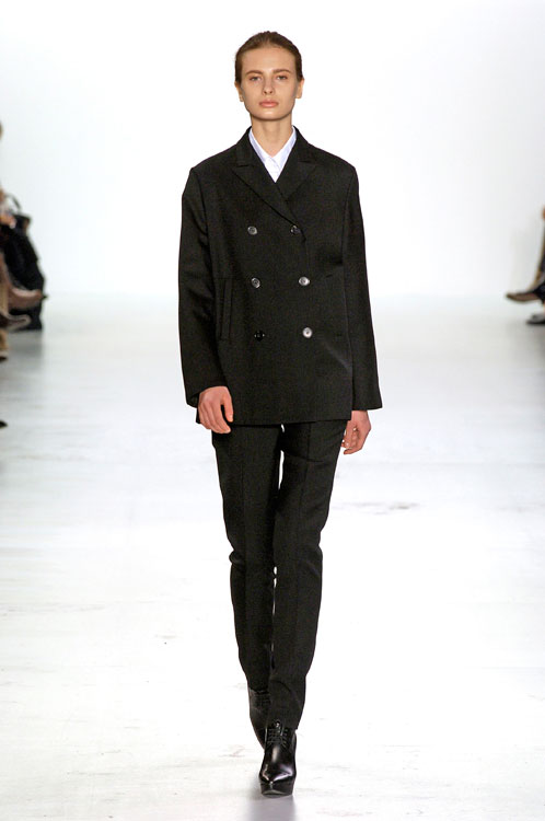 Adeus, Raf Simons: confirmada a notícia de que ele sai da Jil Adeus, Raf Simons: confirmada a notícia de que ele sai da Jil