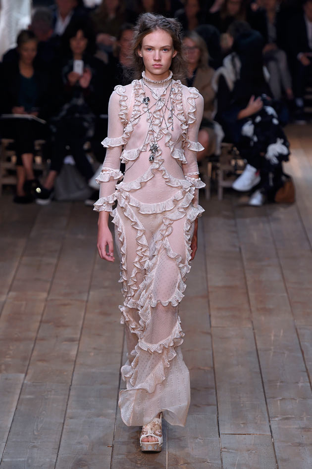 Alexander McQueen primavera-verão 2016 - Lilian Pacce