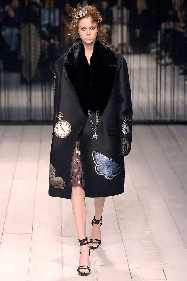 Alexander McQueen outono-inverno 2016/17 - Lilian Pacce