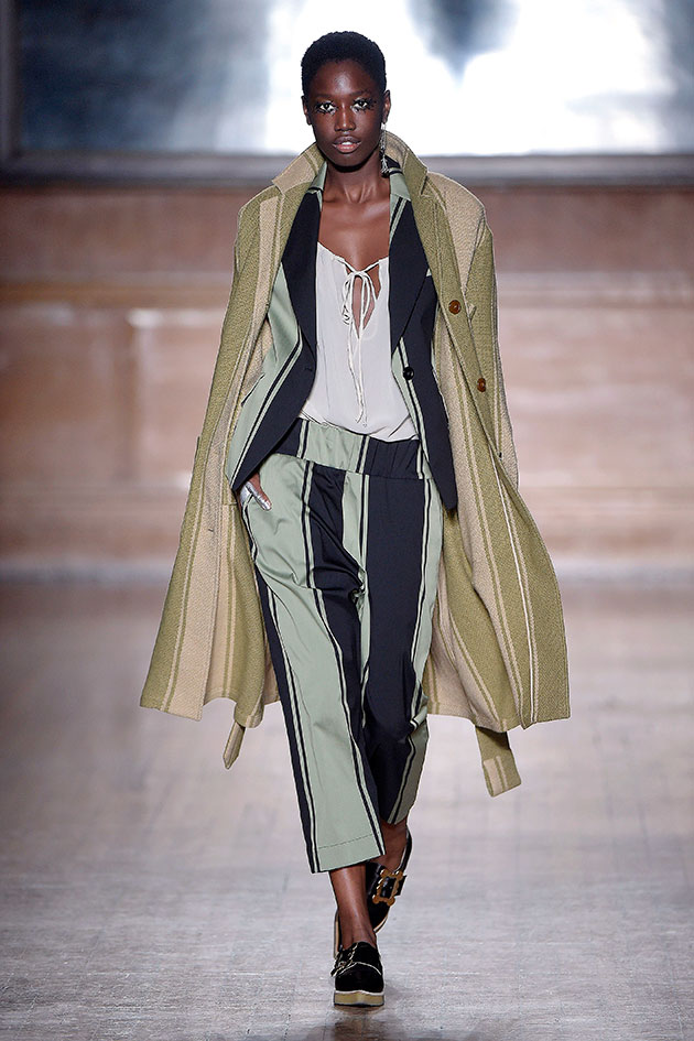 Vivienne Westwood Red Label outono-inverno 2016/17 | Lilian Pacce