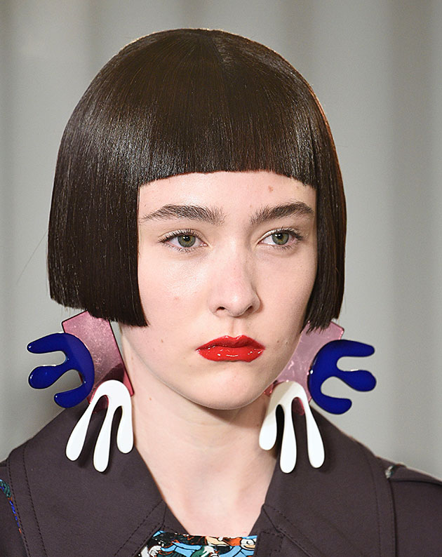 Os acessórios engraçados das passarelas francesas | Lilian Pacce