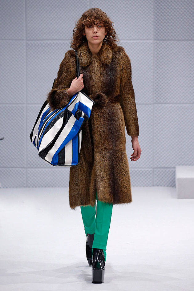 fur balenciaga bolsa