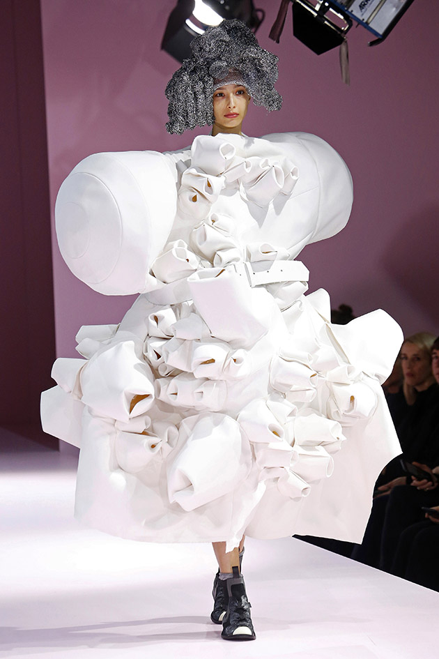 Comme des Garçons outono-inverno 2017/18 | Lilian Pacce