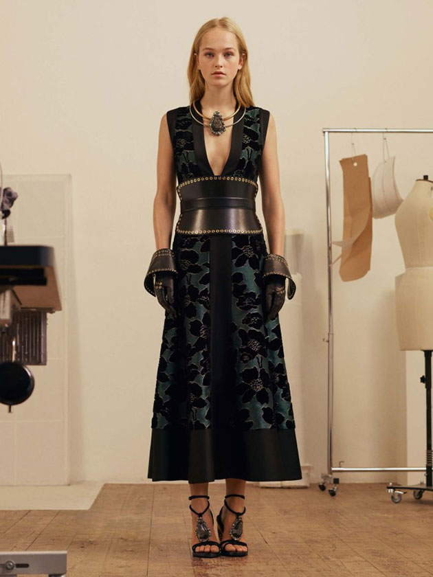 Alexander McQueen pré primavera-verão 2017 - Lilian Pacce