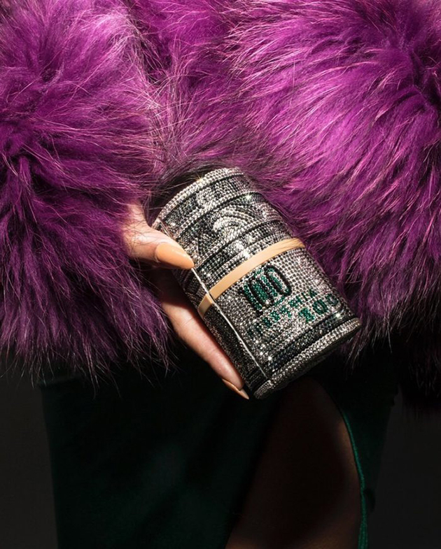 kim kardashian judith leiber bolsas