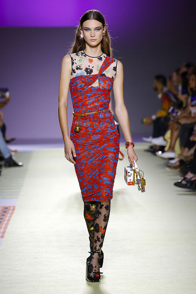 As flores e sobreposições da Versace! - Lilian Pacce